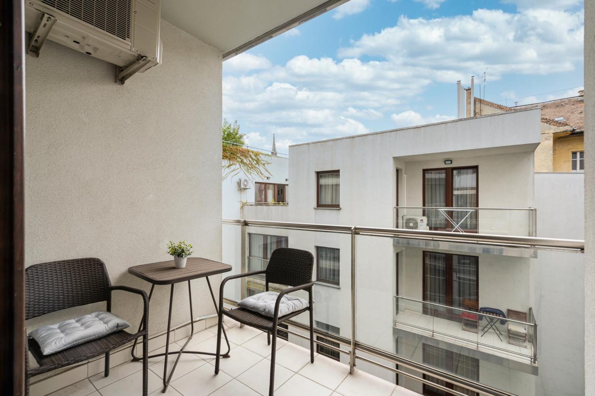 Pp Apartment - Pearl Of Paulay Budapest Eksteriør bilde